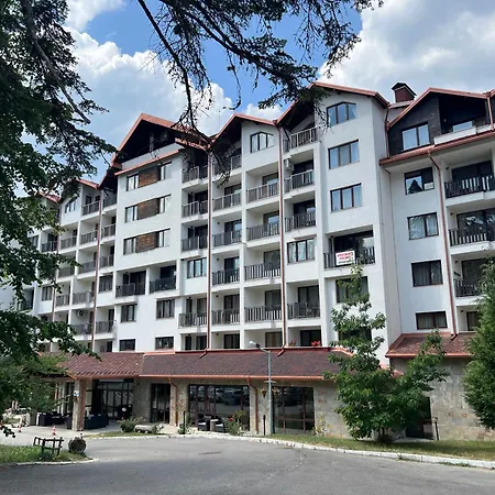 Gardens B15 Apartment *